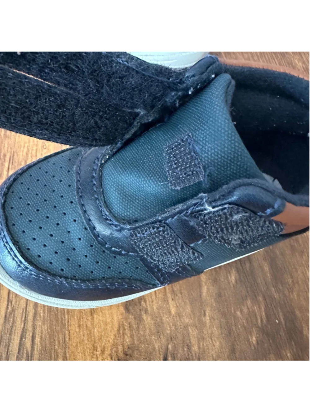 Carter's Walker Shoes Baby Size 4 Navy Brown Hook Loop Sneakers